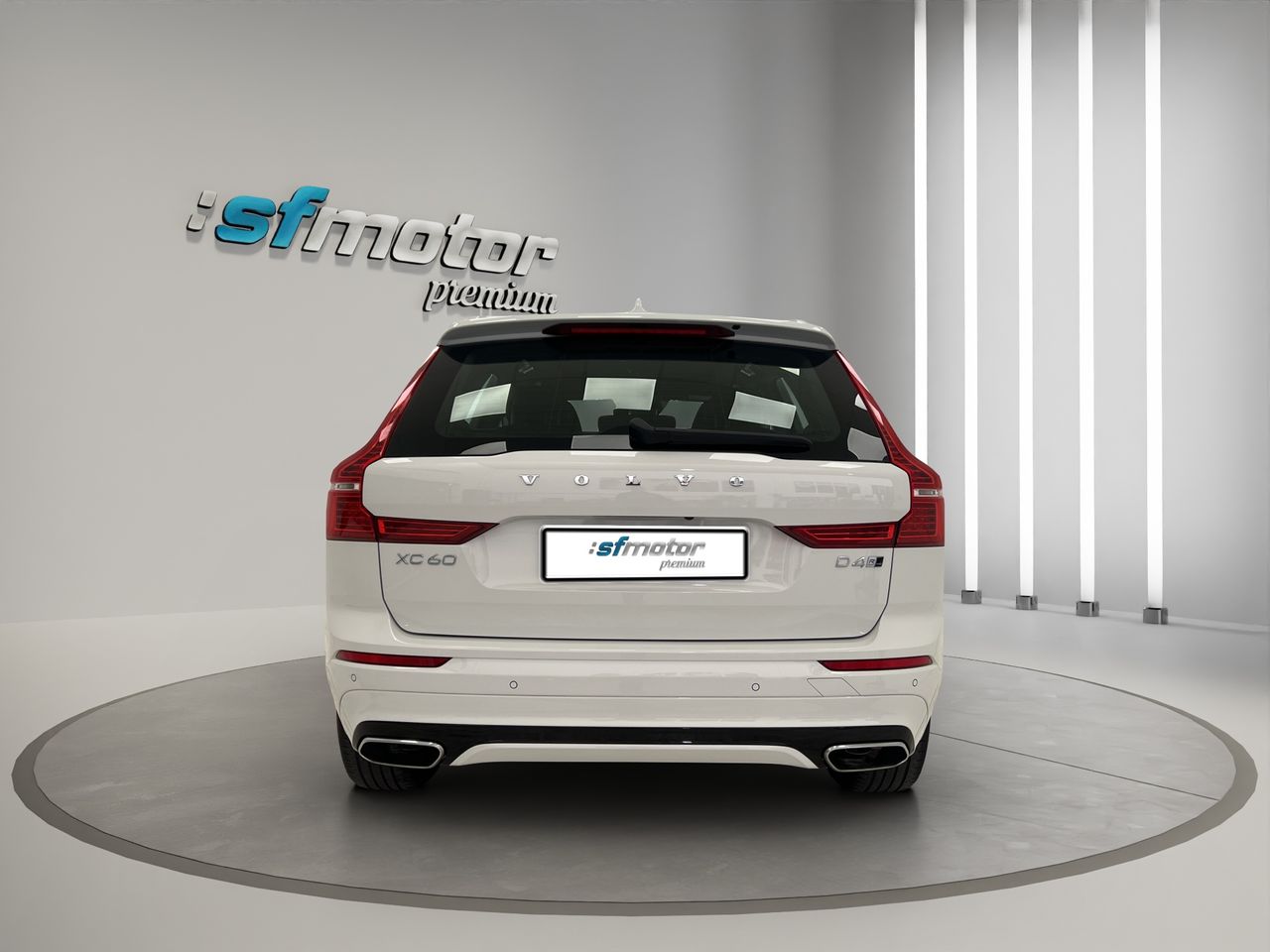 Volvo XC60 2.0 D5 AWD R-Design Auto 190CV AT8 · AUTOMÁTICO · 4X4 - Foto 6