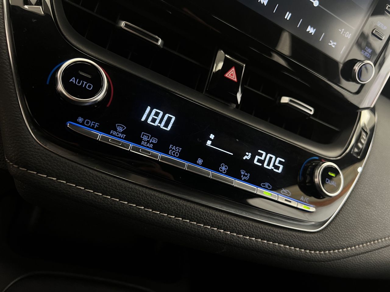 Toyota Corolla 1.8 125H ACTIVE TECH E-CVT - Foto 29