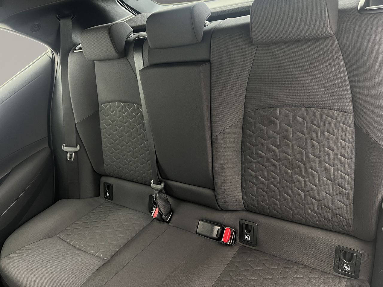 Toyota Corolla 1.8 125H ACTIVE TECH E-CVT - Foto 14