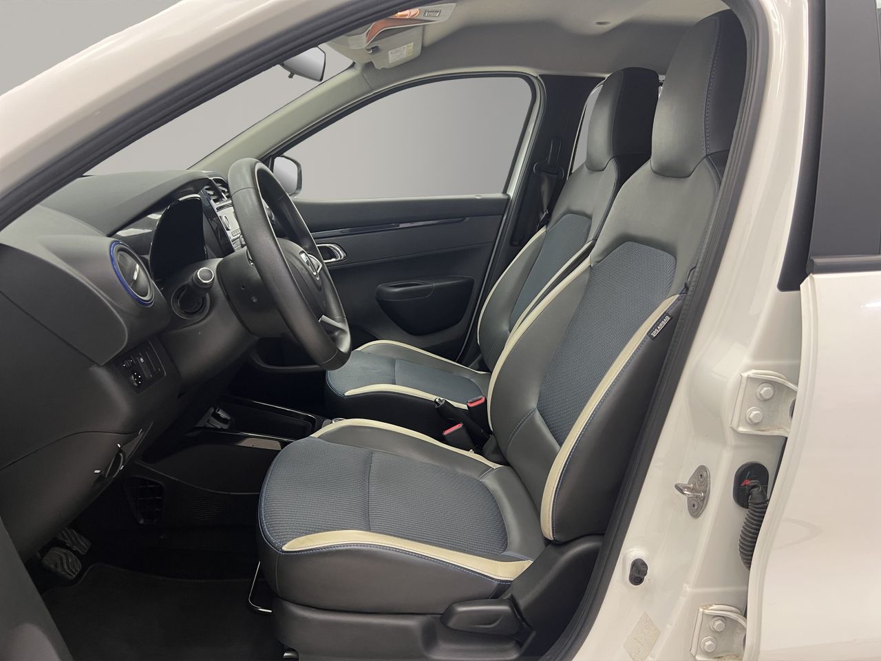 Dacia Spring BEV 27KWH 33KW CONFORT - Foto 10