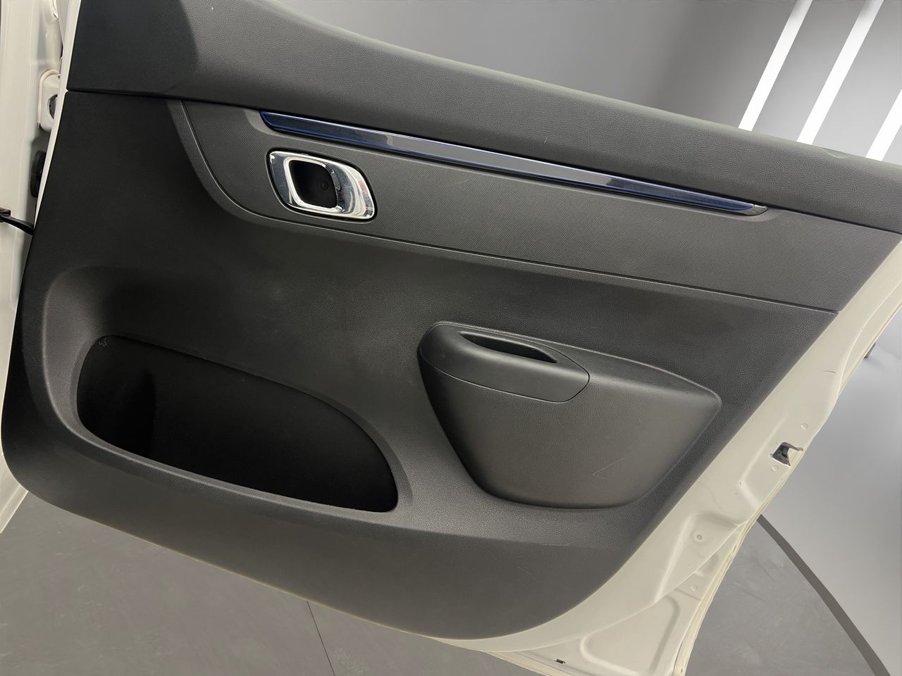 Dacia Spring BEV 27KWH 33KW CONFORT - Foto 18