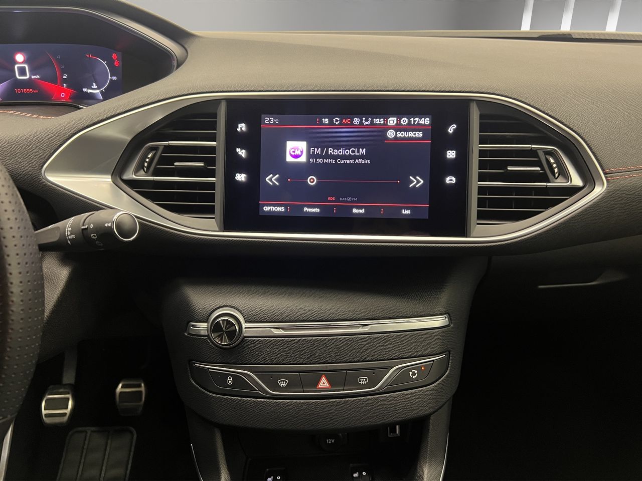 Peugeot 308 5P GT BlueHDi 130 S&S 5D - Foto 17