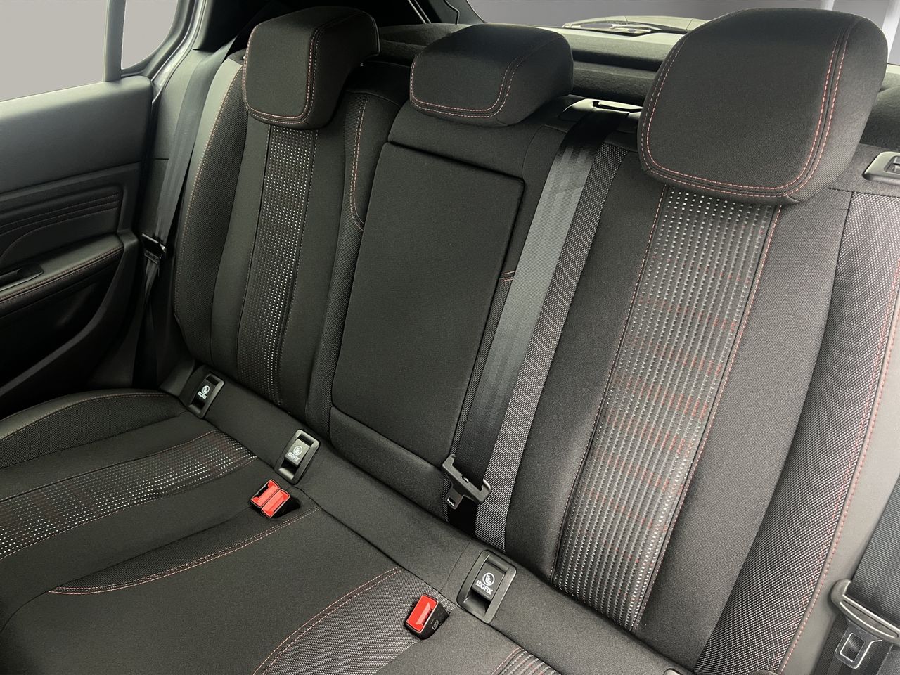 Peugeot 308 5P GT BlueHDi 130 S&S 5D - Foto 14