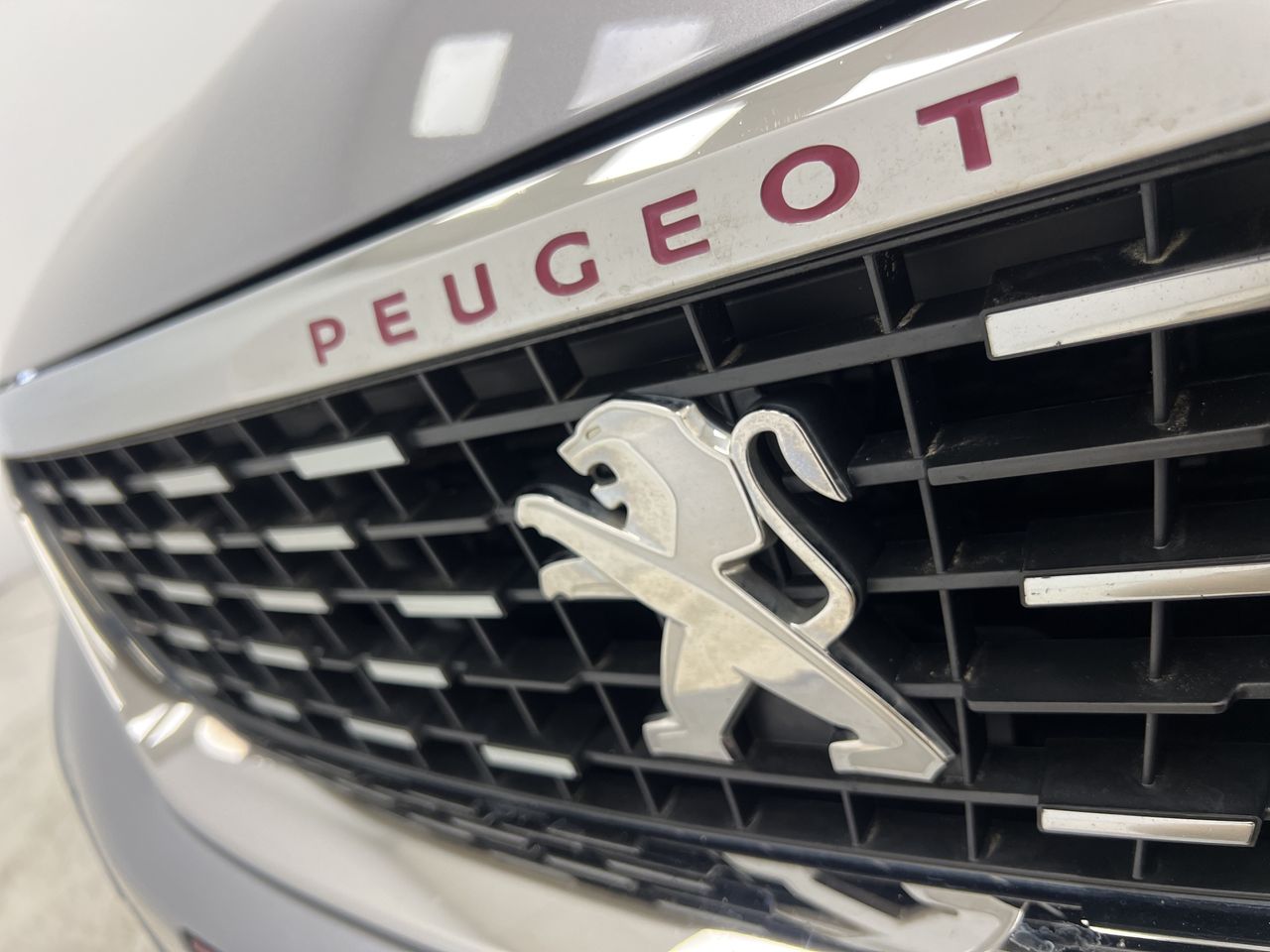 Peugeot 308 5P GT BlueHDi 130 S&S 5D - Foto 42