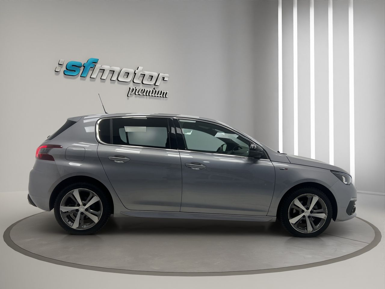 Peugeot 308 5P GT BlueHDi 130 S&S 5D - Foto 8