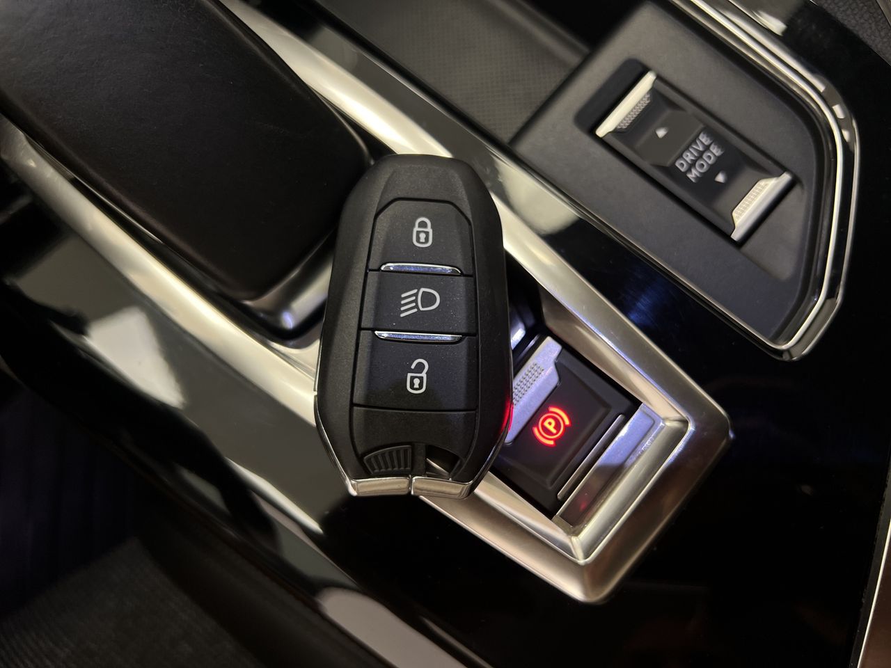 Peugeot 3008 1.6 PHEV  225CV - Foto 24