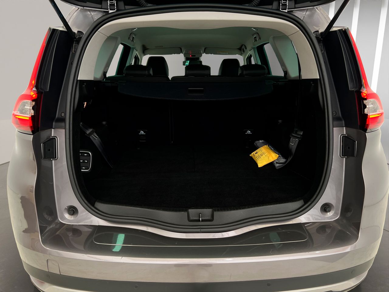 Renault Grand Scénic BLUE DCI 120 EDC INTENS 7P 5D - Foto 21