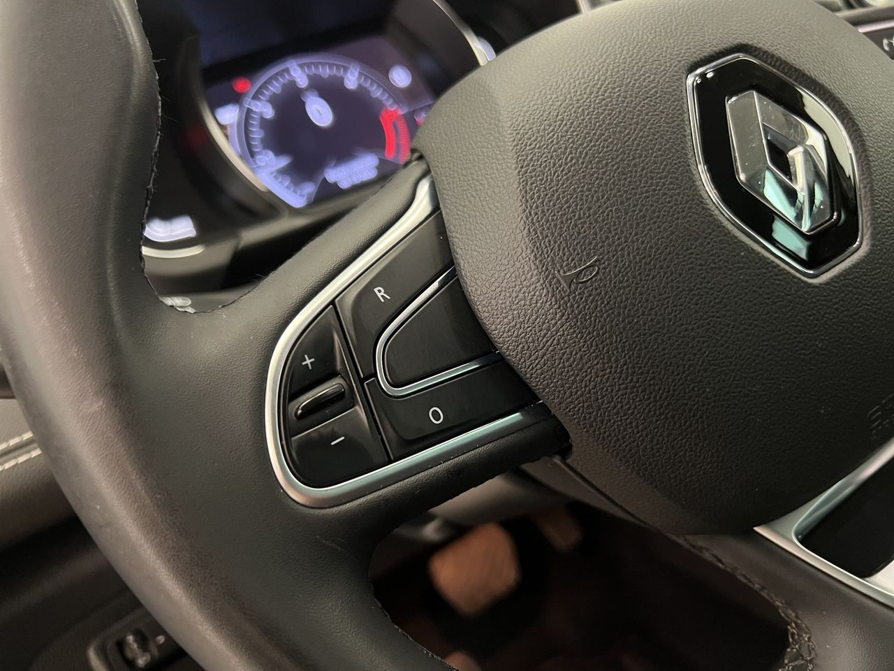 Renault Grand Scénic BLUE DCI 120 EDC INTENS 7P 5D - Foto 26