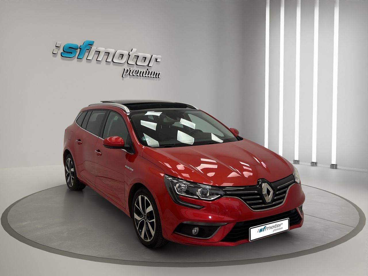 Renault Megane S.T. Bose Blue dCi 110kW (150CV) EDC - Foto 9