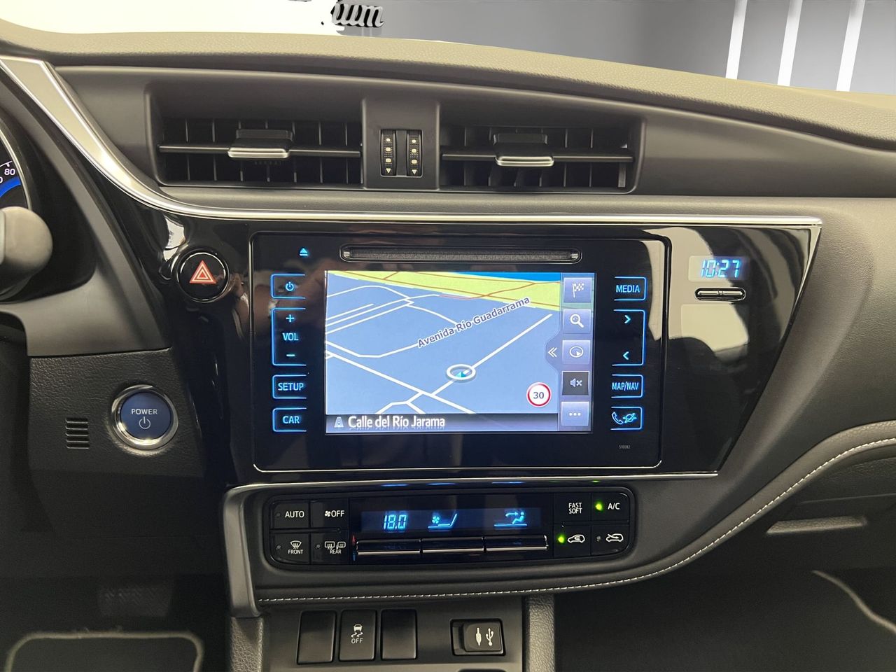 Toyota Auris 1.8 140H Active (Bus. P.) Touring Sports - Foto 17