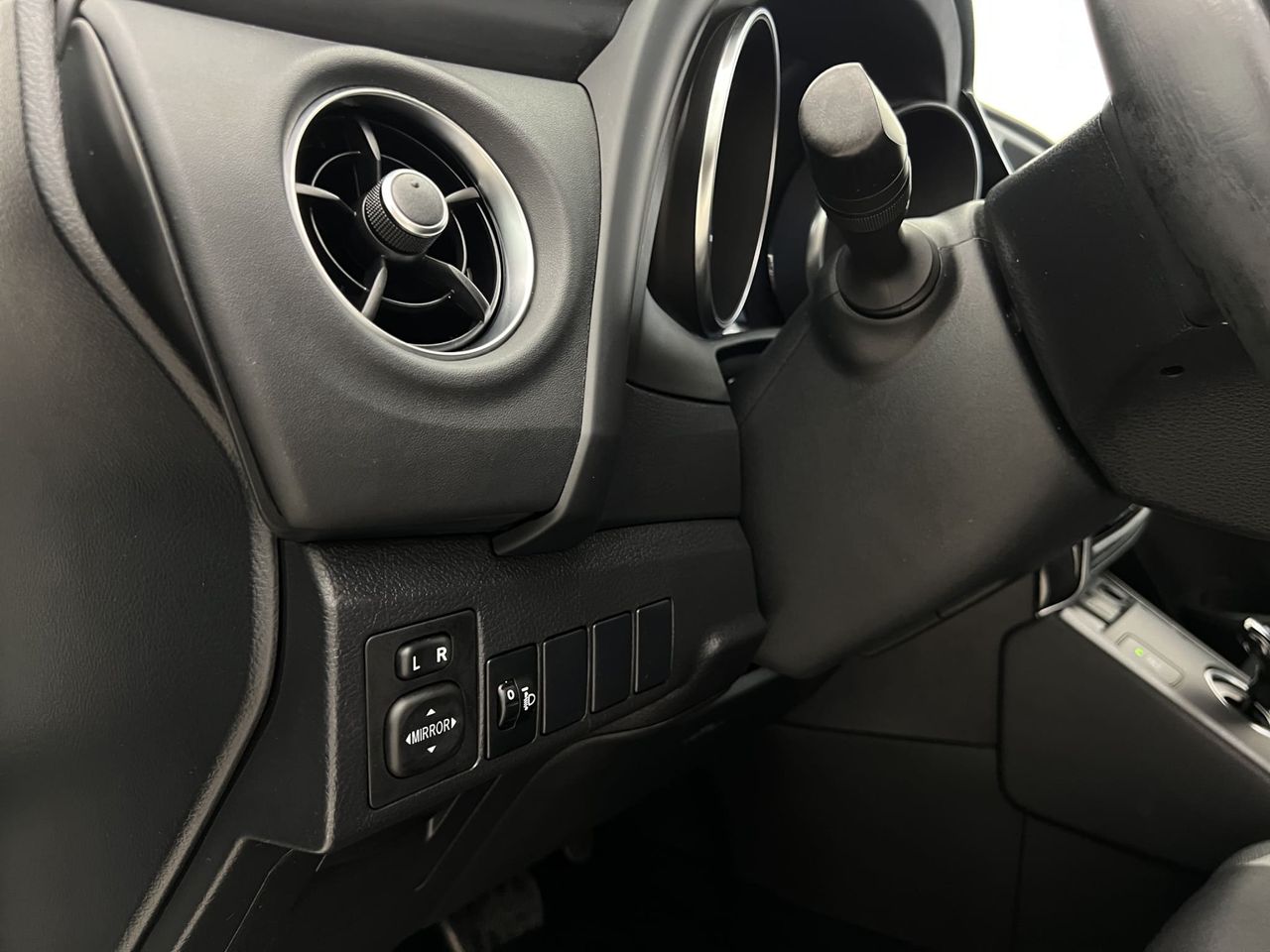 Toyota Auris 1.8 140H Active (Bus. P.) Touring Sports - Foto 26