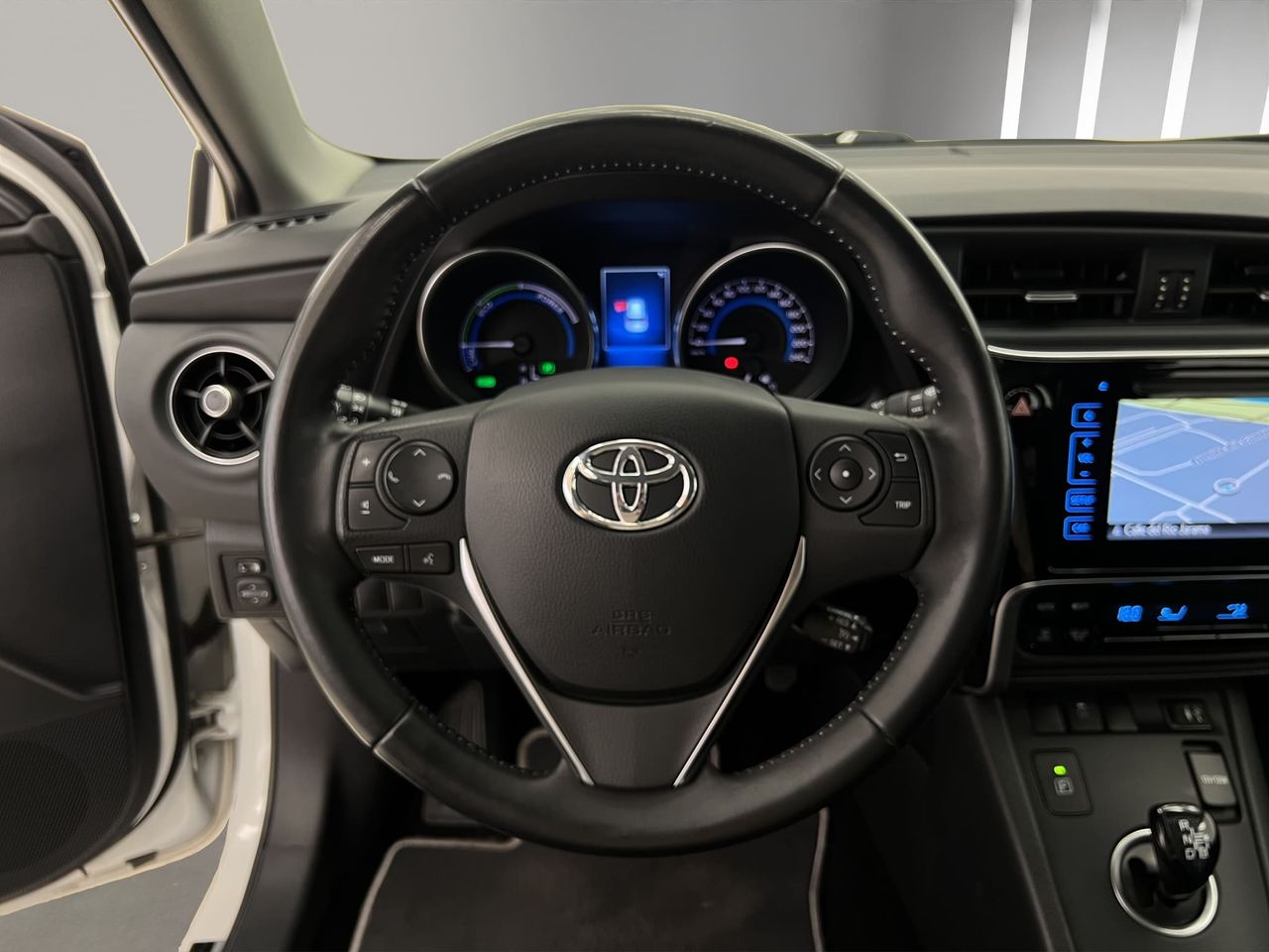 Toyota Auris 1.8 140H Active (Bus. P.) Touring Sports - Foto 11