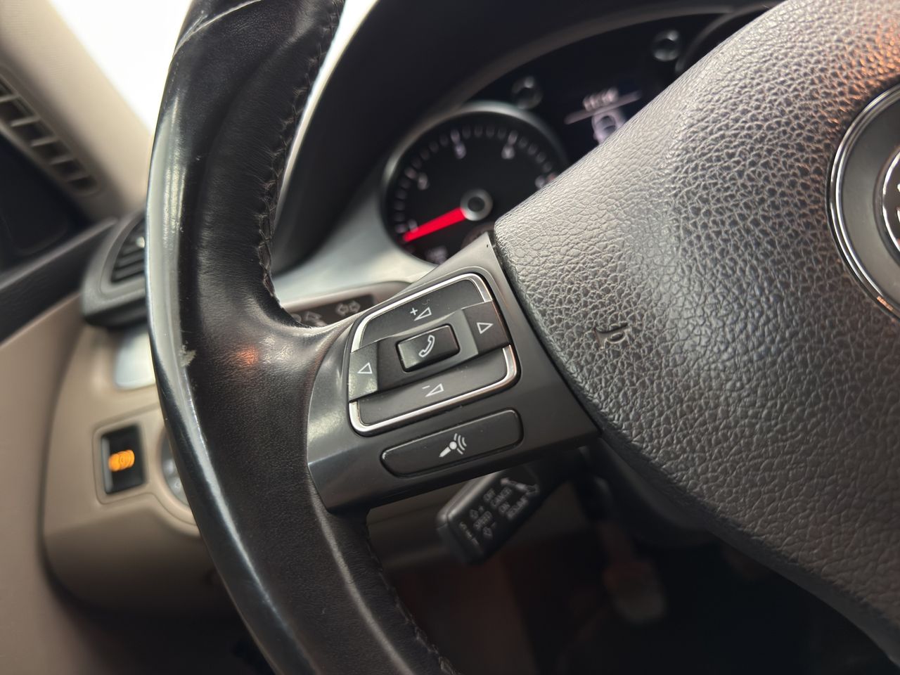 Volkswagen Passat Variant 2.0 TDI 140 DSG Highline BM Tech - Foto 27