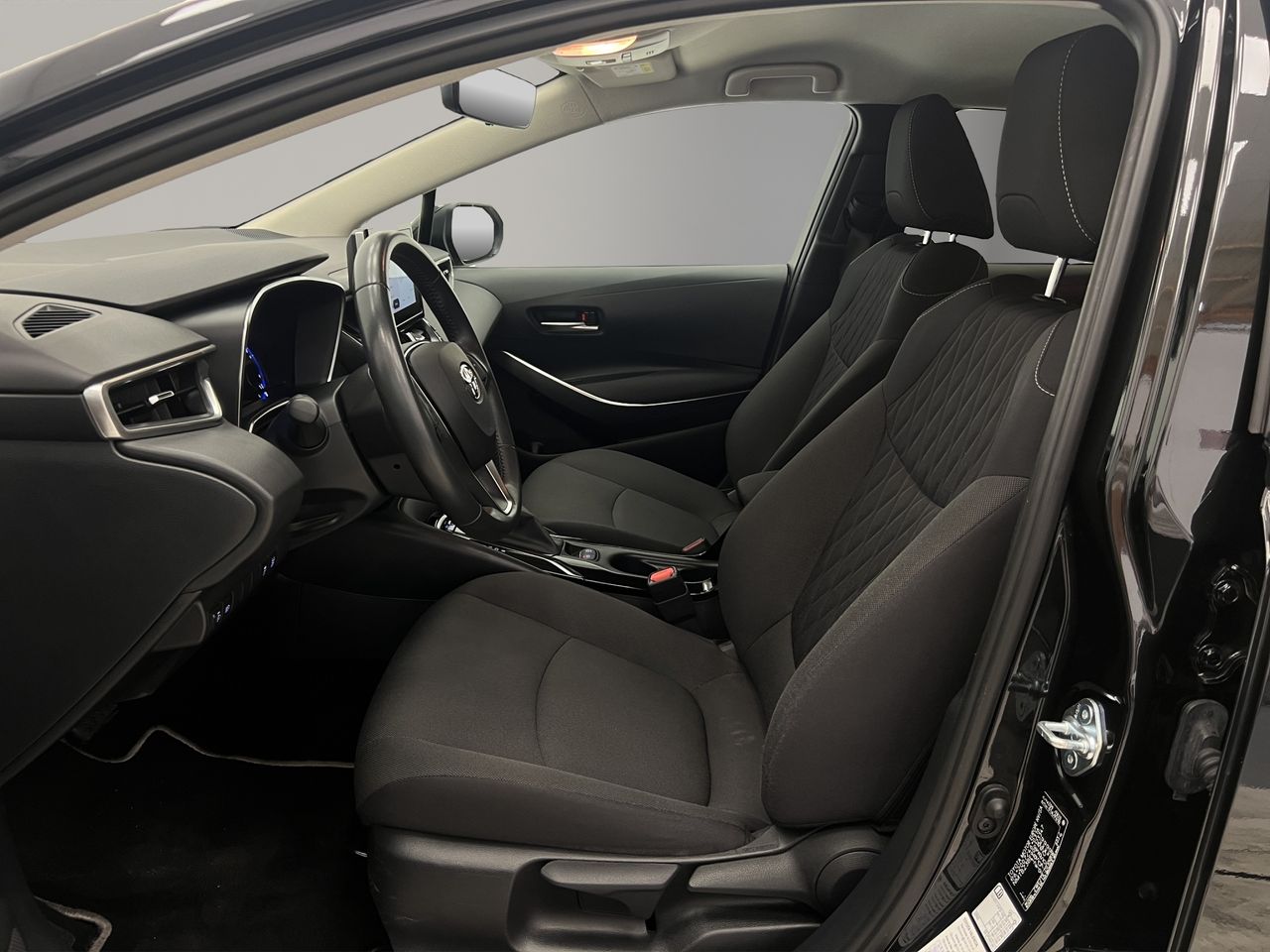 Toyota Corolla 1.8 125H STYLE E-CVT SEDAN - Foto 10