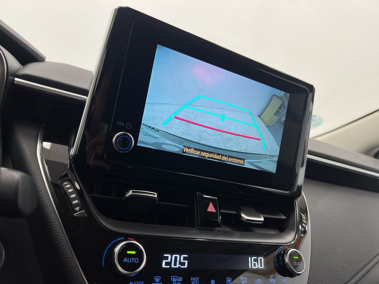 Toyota Corolla 1.8 125H STYLE E-CVT SEDAN - Foto 34