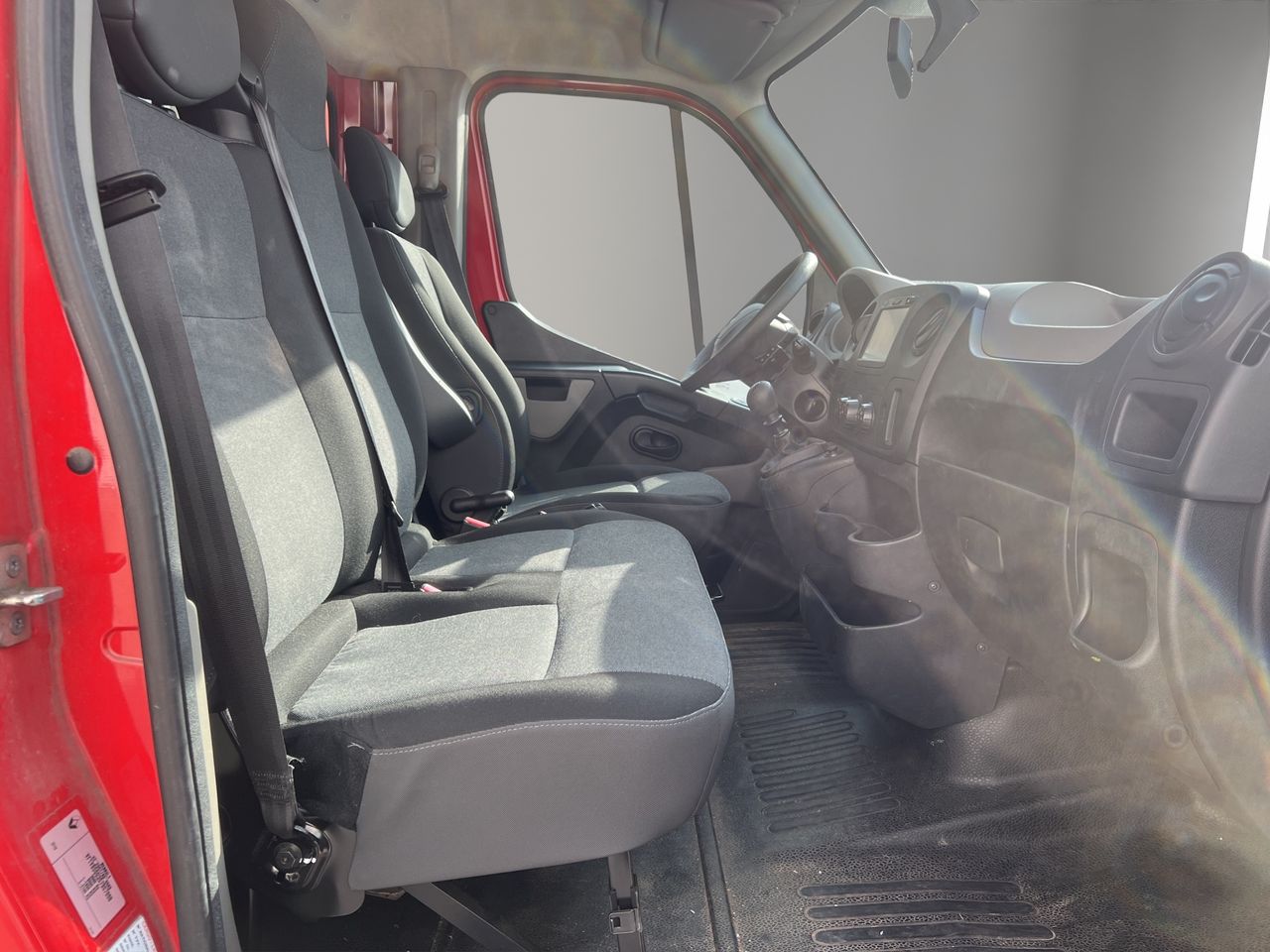 Renault Master L2H2 DCI 130 2.5 CONFORT 4D - Foto 19