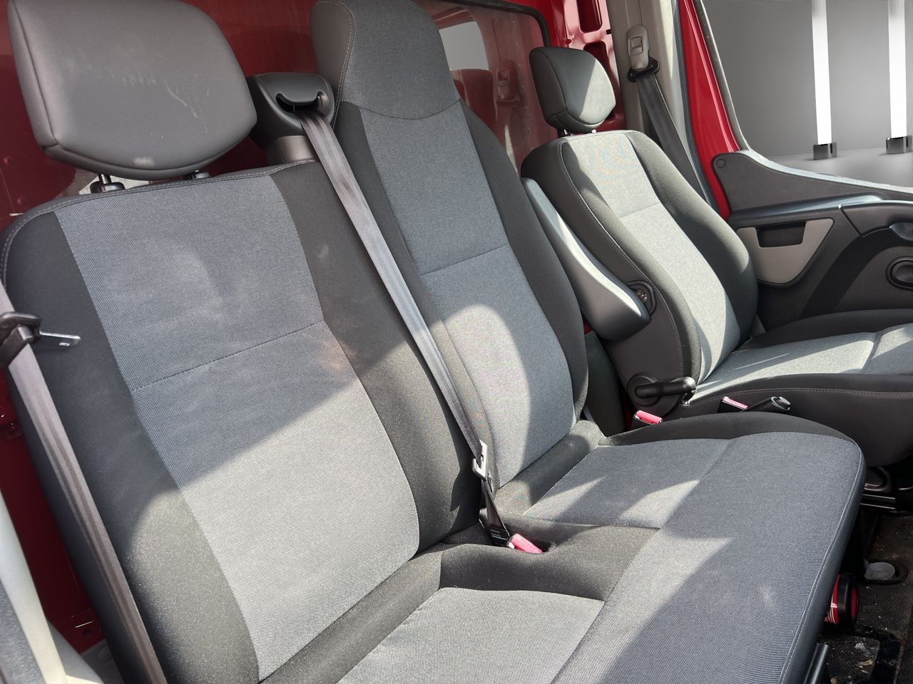 Renault Master L2H2 DCI 130 2.5 CONFORT 4D - Foto 20