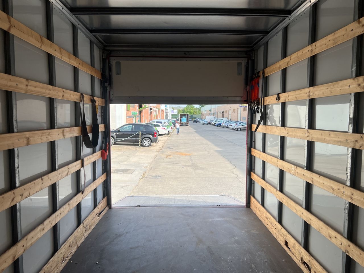 Renault Master L2H2 DCI 130 2.5 CONFORT 4D - Foto 31