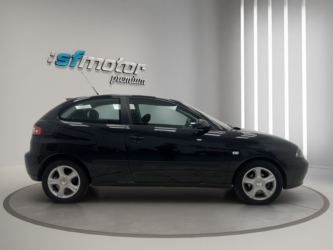 Seat Ibiza 1.4 16V 100 CV FÓRMULA SPORT - Foto 8