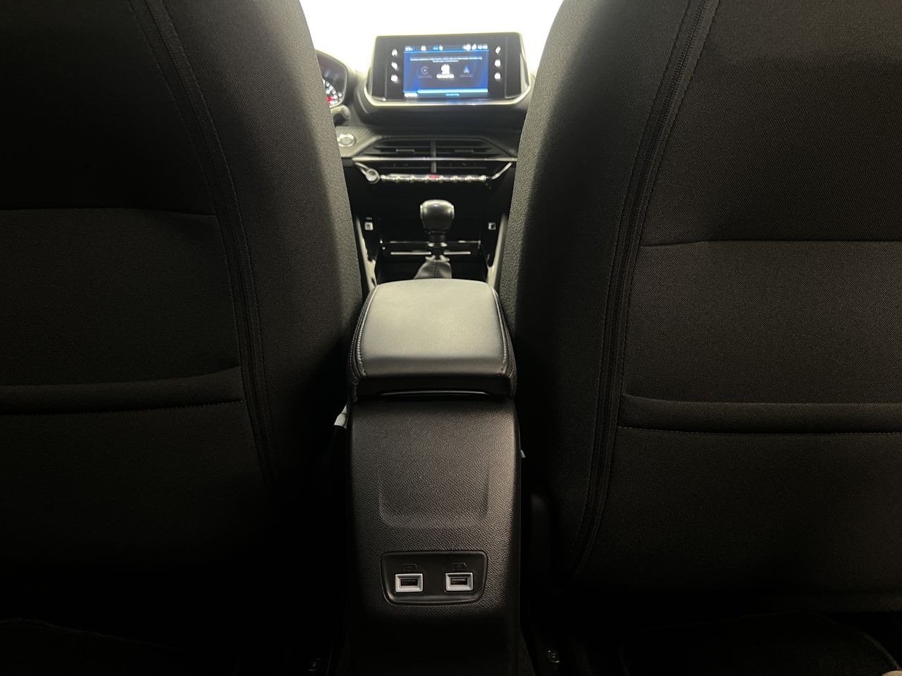 Peugeot 2008 Allure BlueHDI 81kW (110CV) - Foto 42