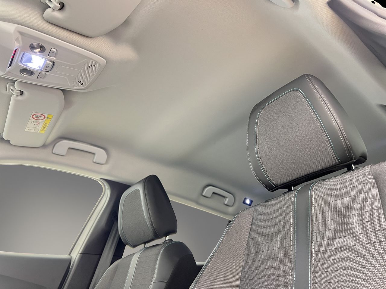 Peugeot 2008 Allure BlueHDI 81kW (110CV) - Foto 23