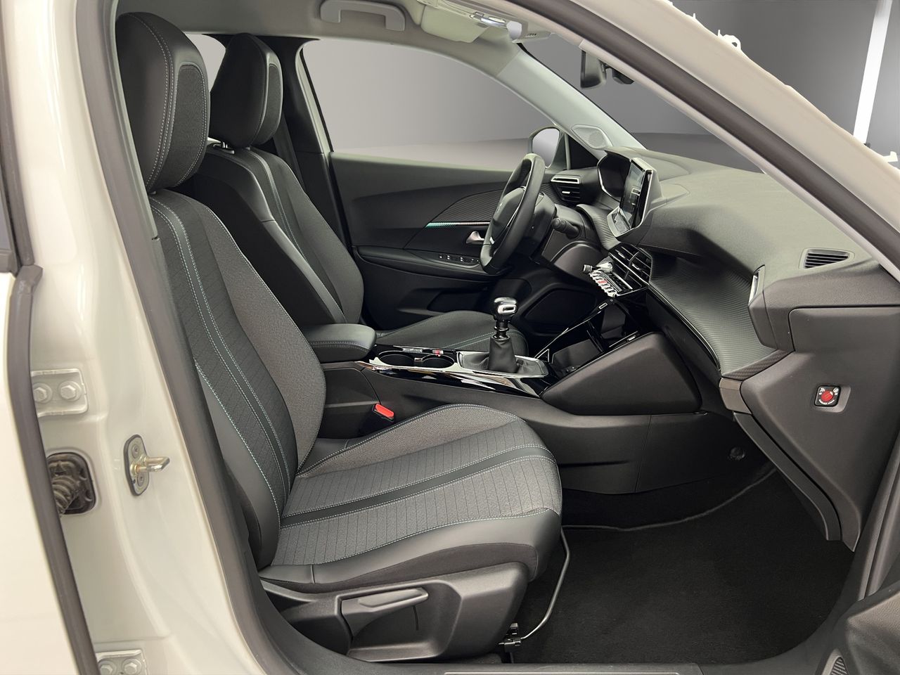 Peugeot 2008 Allure BlueHDI 81kW (110CV) - Foto 19