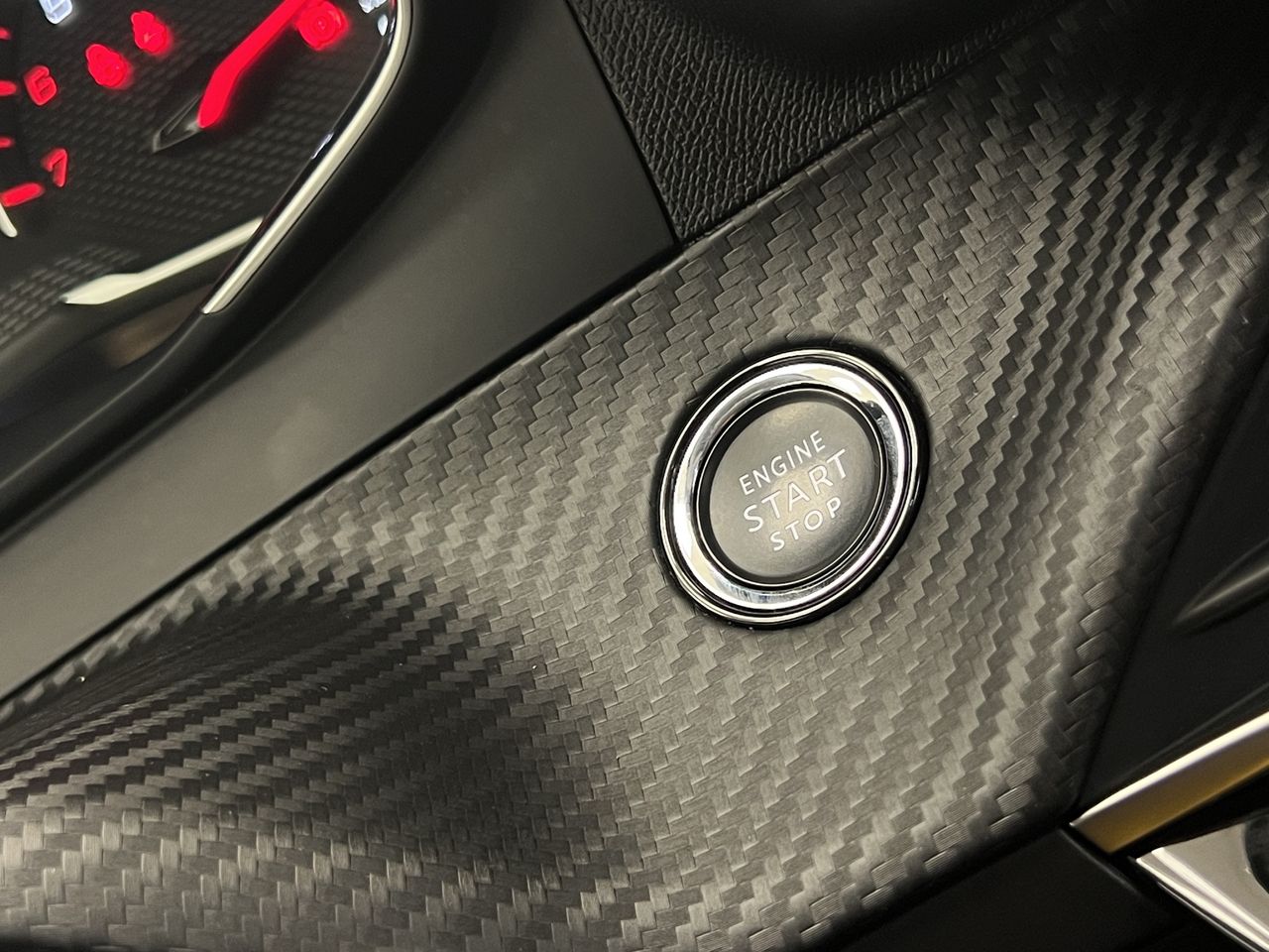 Peugeot 2008 Allure BlueHDI 81kW (110CV) - Foto 29