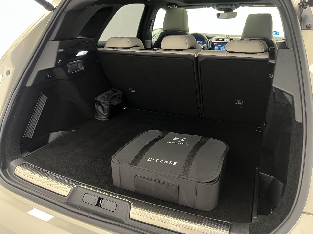 DS DS 7 2021 CROSSBACK E-TENSE TODOTERRENO 1.6 225 GRAND CHIC AUTO RIVOLI - Foto 48
