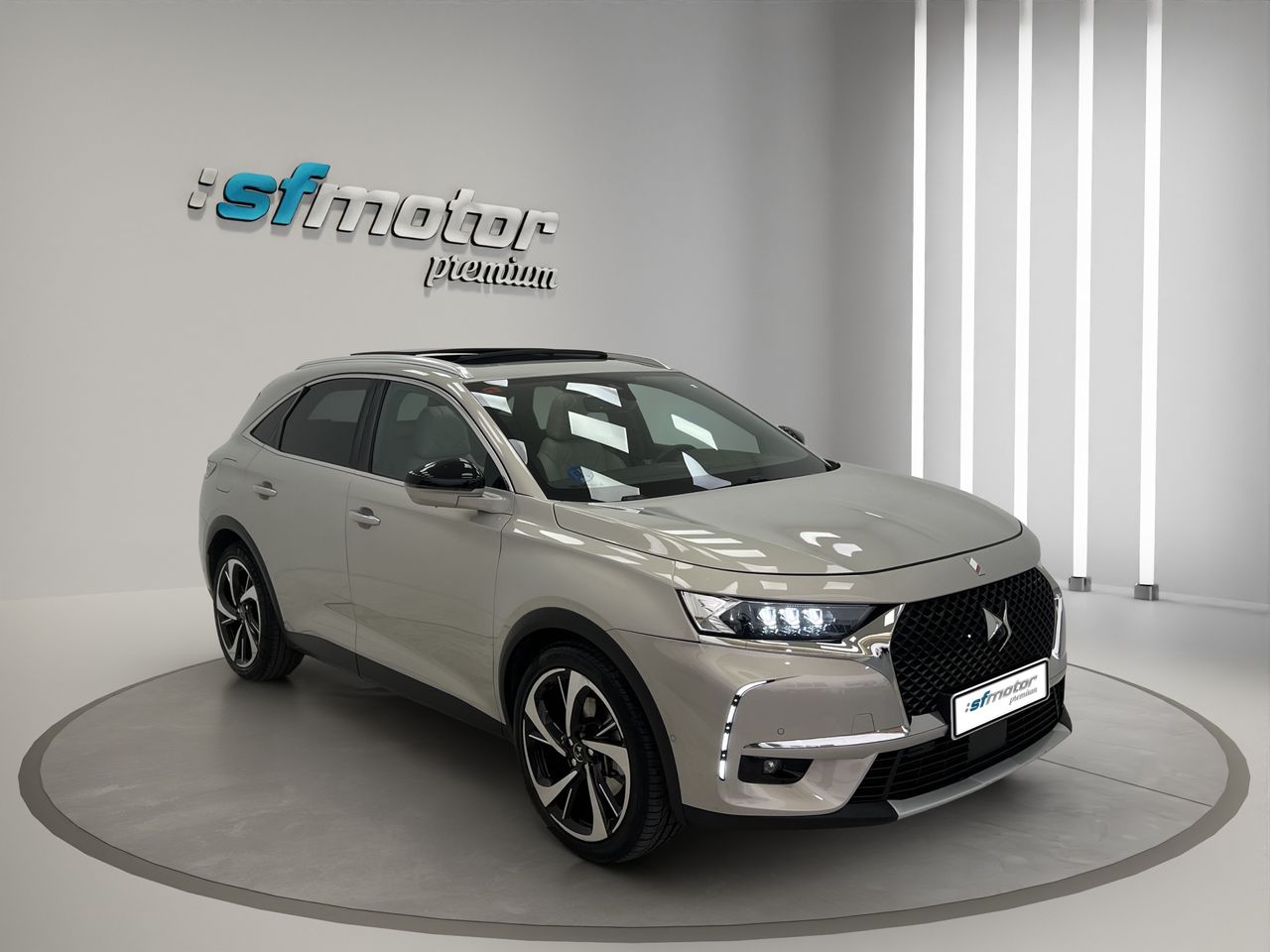 DS DS 7 2021 CROSSBACK E-TENSE TODOTERRENO 1.6 225 GRAND CHIC AUTO RIVOLI - Foto 9