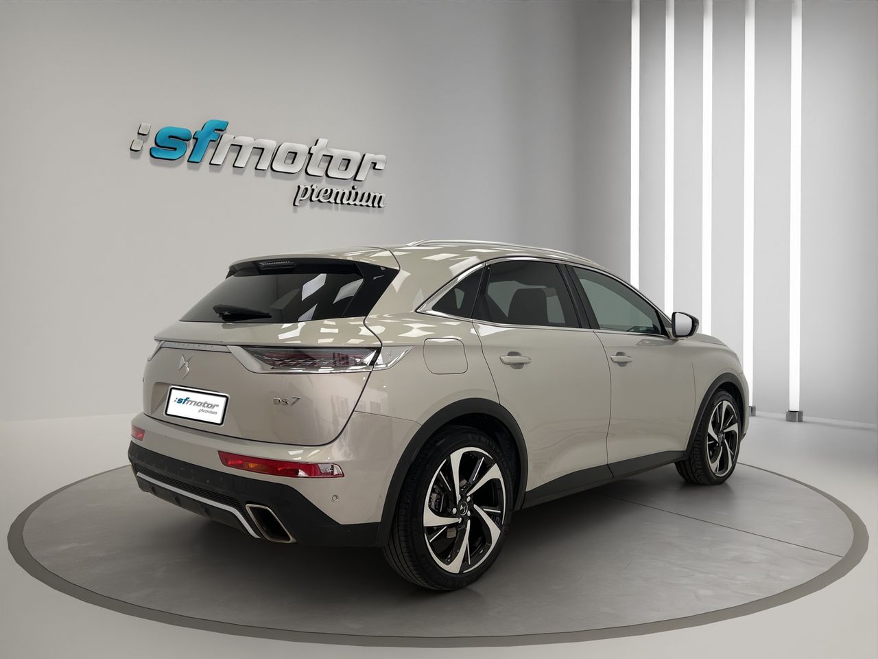 DS DS 7 2021 CROSSBACK E-TENSE TODOTERRENO 1.6 225 GRAND CHIC AUTO RIVOLI - Foto 7