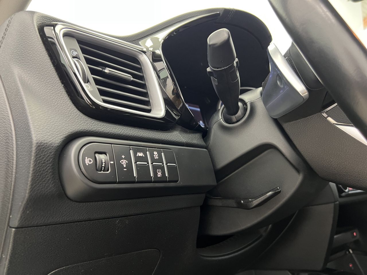 Kia Ceed TECH 1.6 CRDI 135CV AT7 E6D - Foto 26
