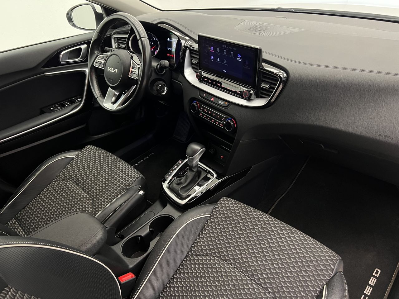Kia Ceed TECH 1.6 CRDI 135CV AT7 E6D - Foto 39