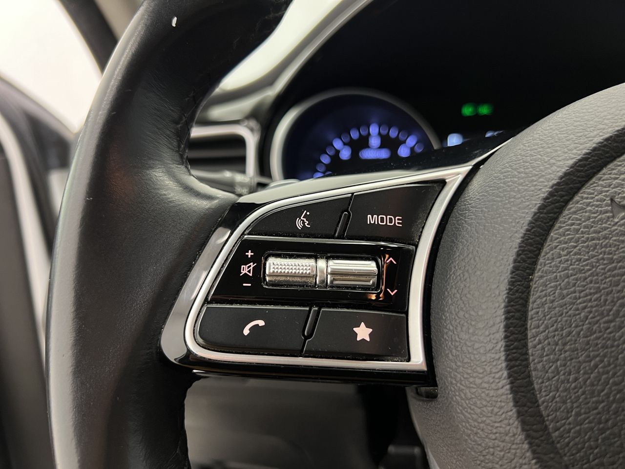 Kia Ceed TECH 1.6 CRDI 135CV AT7 E6D - Foto 27