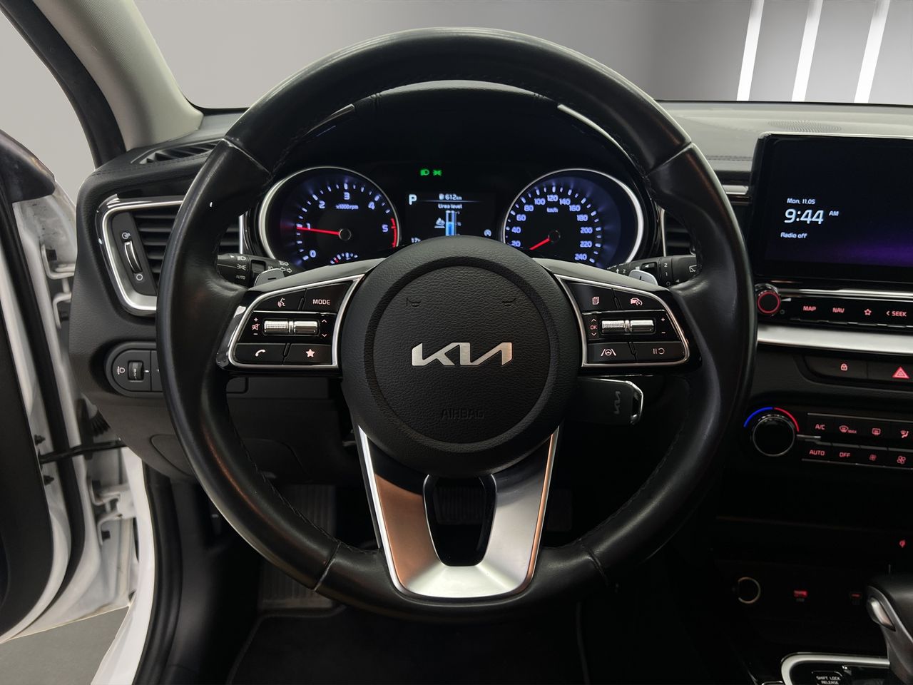 Kia Ceed TECH 1.6 CRDI 135CV AT7 E6D - Foto 11