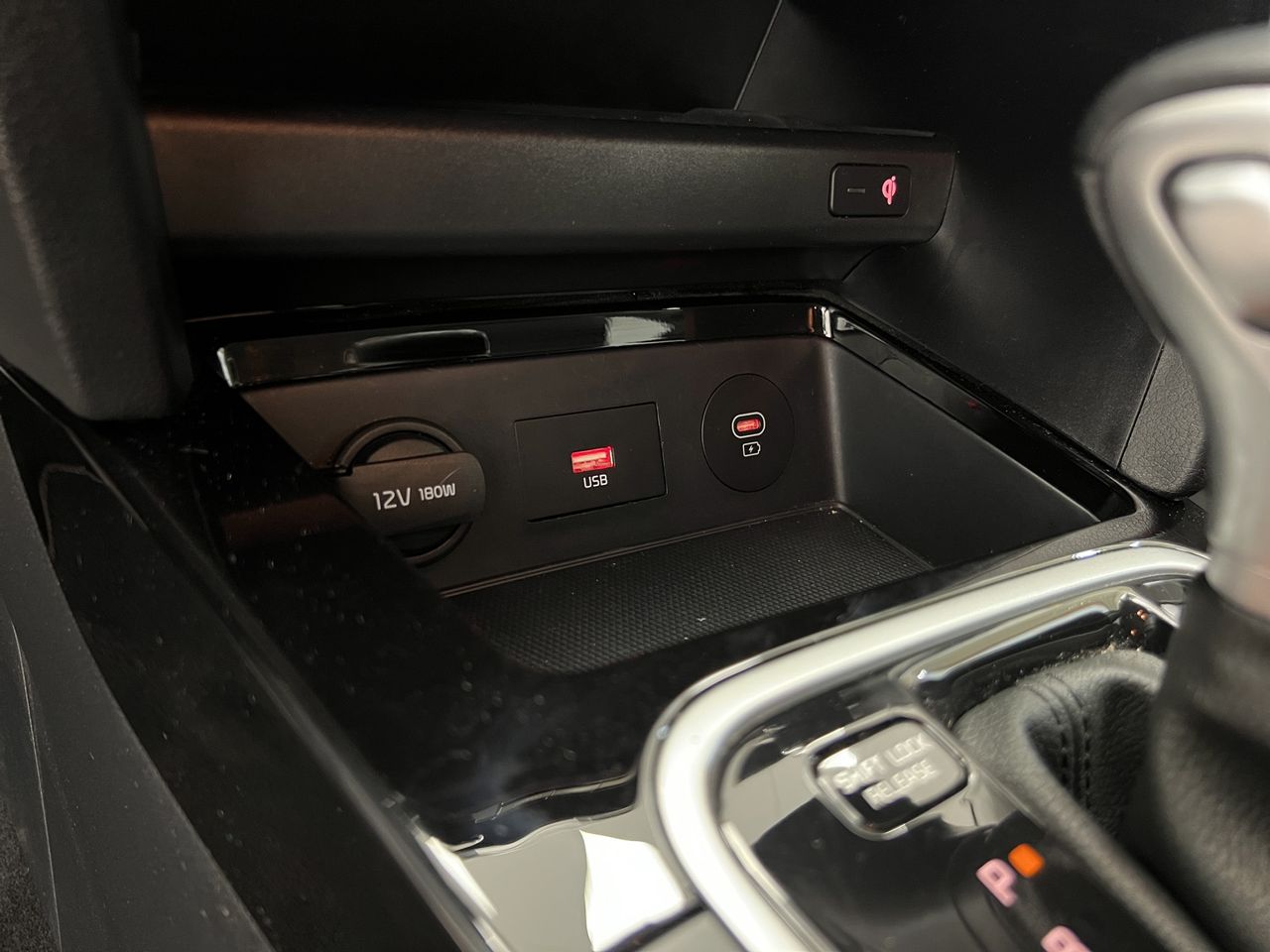 Kia Ceed TECH 1.6 CRDI 135CV AT7 E6D - Foto 29