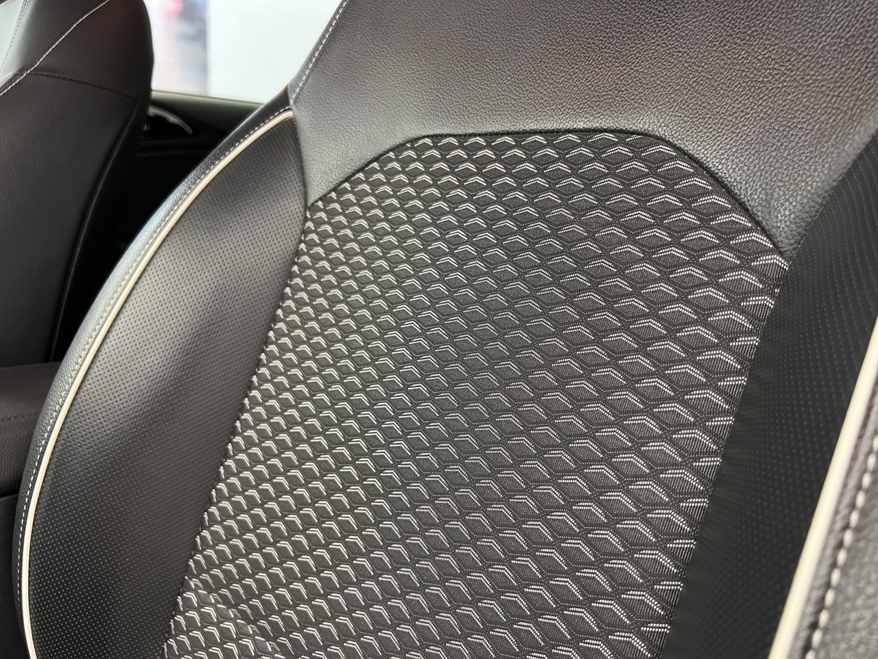 Kia Ceed TECH 1.6 CRDI 135CV AT7 E6D - Foto 34