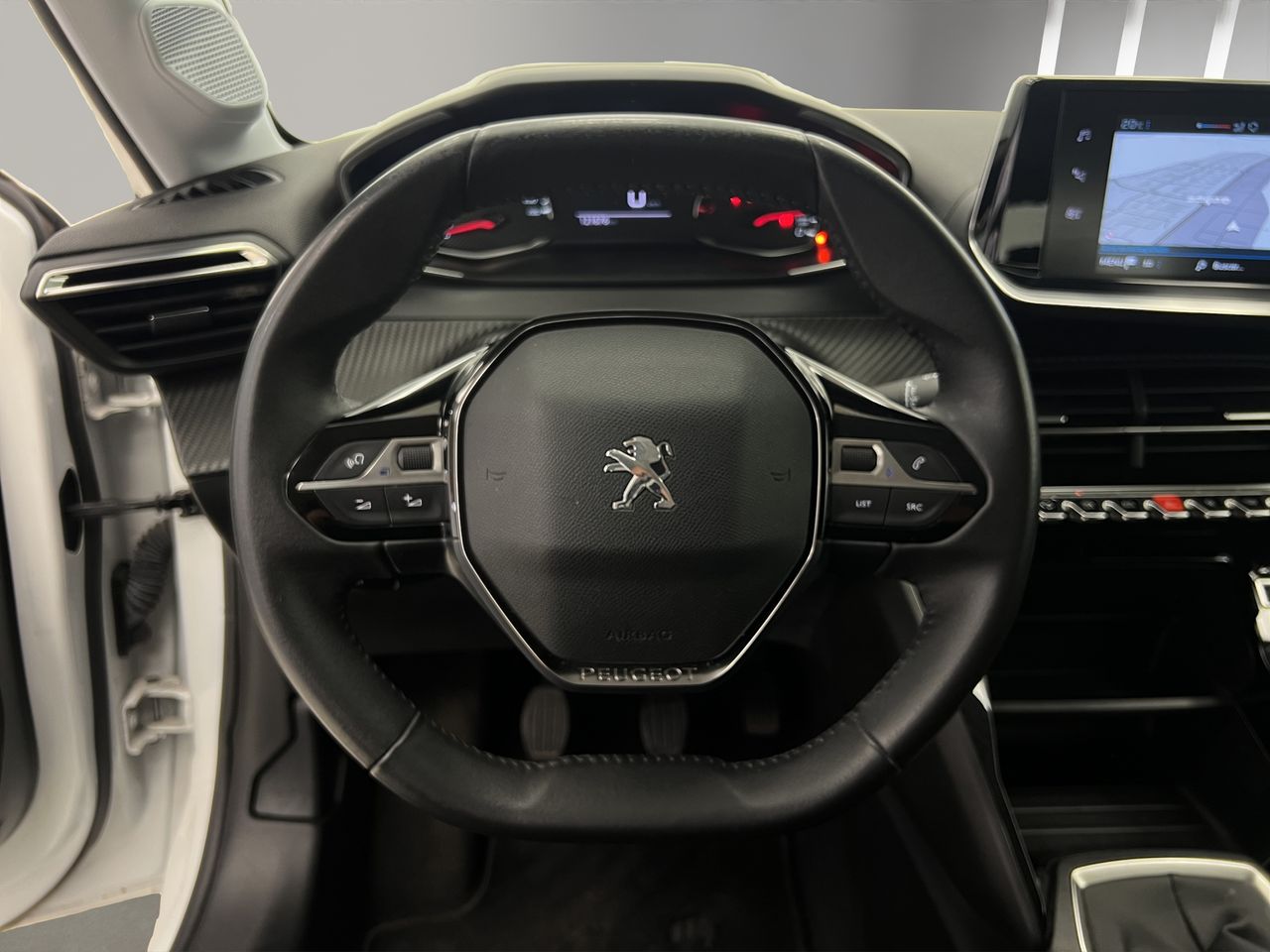 Peugeot 208 BERLINA CON PUERTO BlueHDi 73kW (100CV) Active Pack - Foto 11