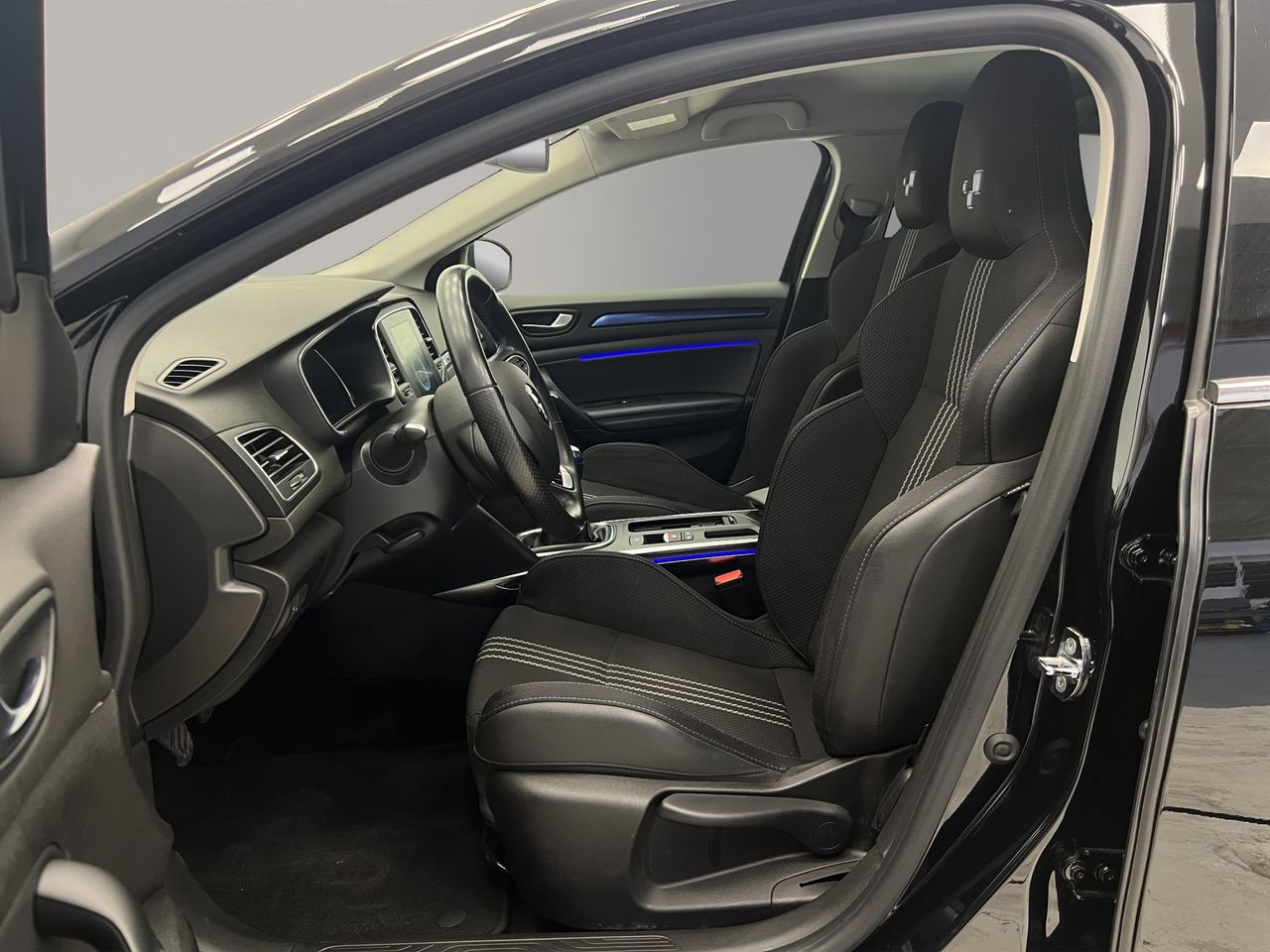 Renault Megane GT Line 1.5 DCI  (115CV) - Foto 10