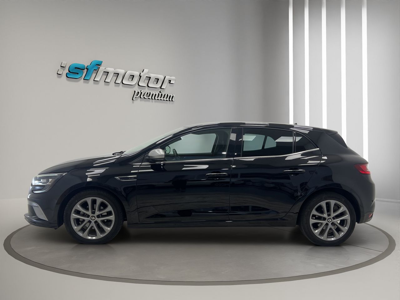 Renault Megane GT Line 1.5 DCI  (115CV) - Foto 4