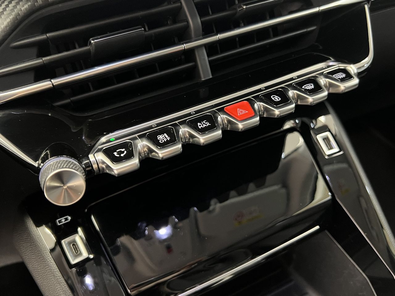 Peugeot 2008 TODOTERRENO Allure Pack BlueHDI 81kW (110CV) - Foto 32