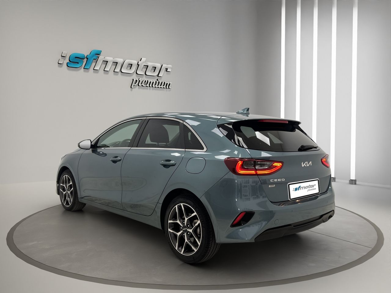 Kia Ceed  TECH 1.6 CRDI  AT7 E6D - Foto 5