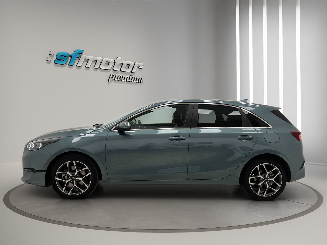 Kia Ceed  TECH 1.6 CRDI  AT7 E6D - Foto 4