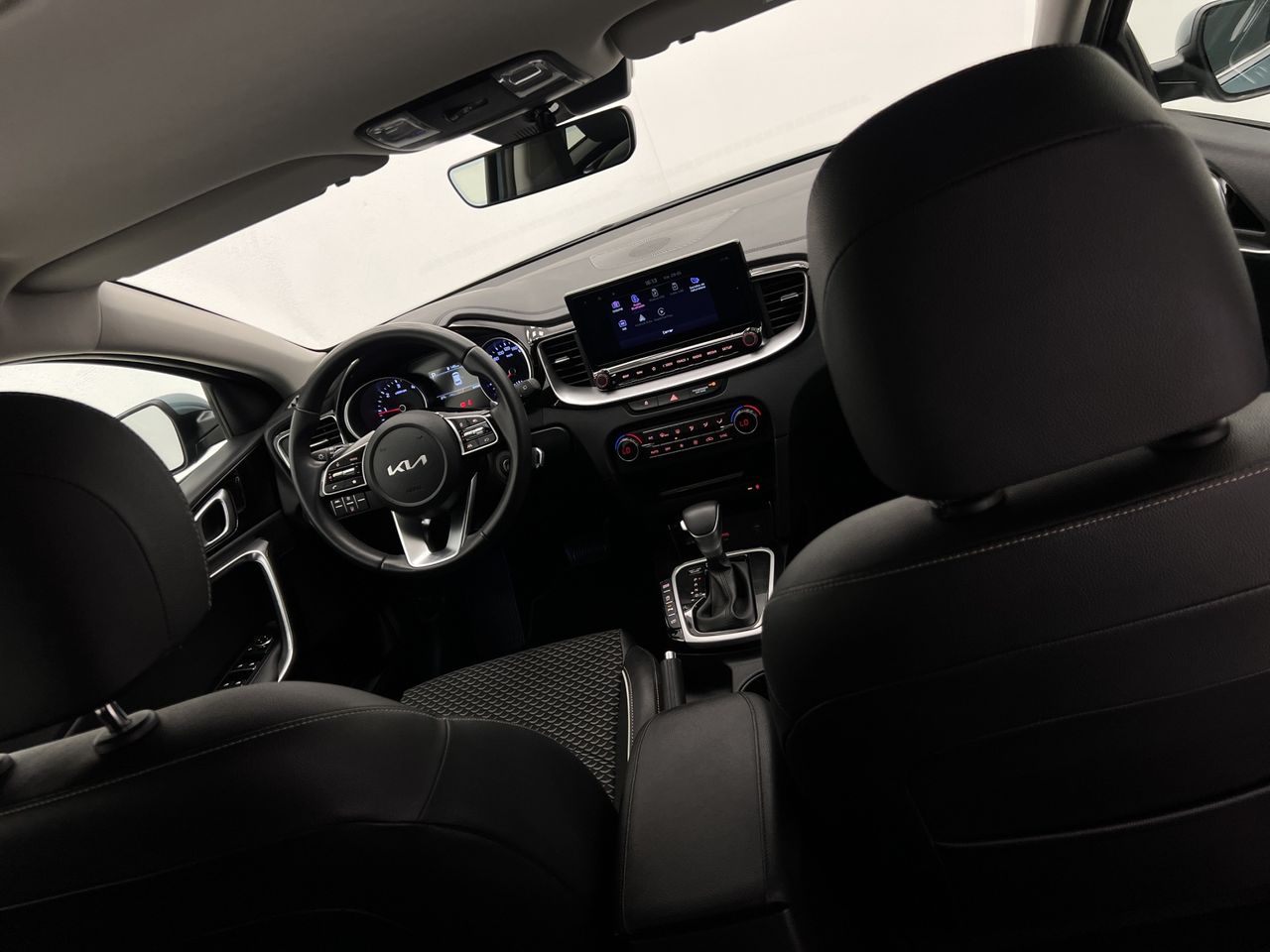 Kia Ceed  TECH 1.6 CRDI  AT7 E6D - Foto 38