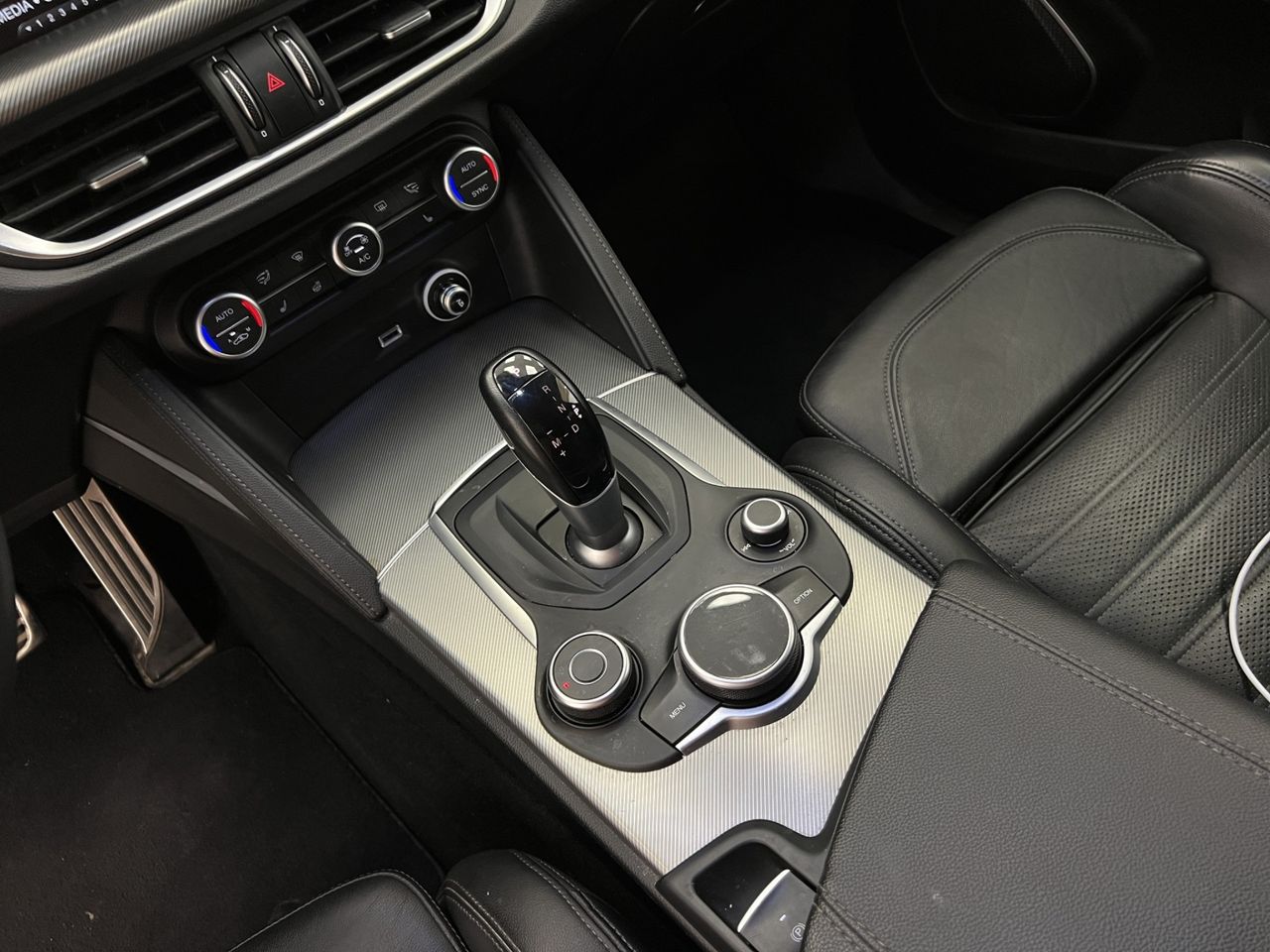 Alfa Romeo Stelvio 2.2 Diésel 154kW (210CV) Executive Q4 - Foto 29