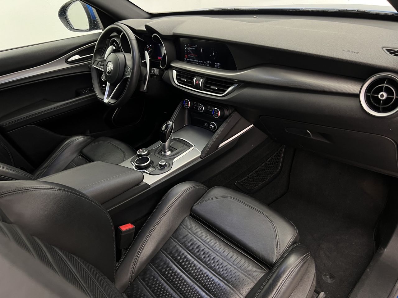 Alfa Romeo Stelvio 2.2 Diésel 154kW (210CV) Executive Q4 - Foto 34