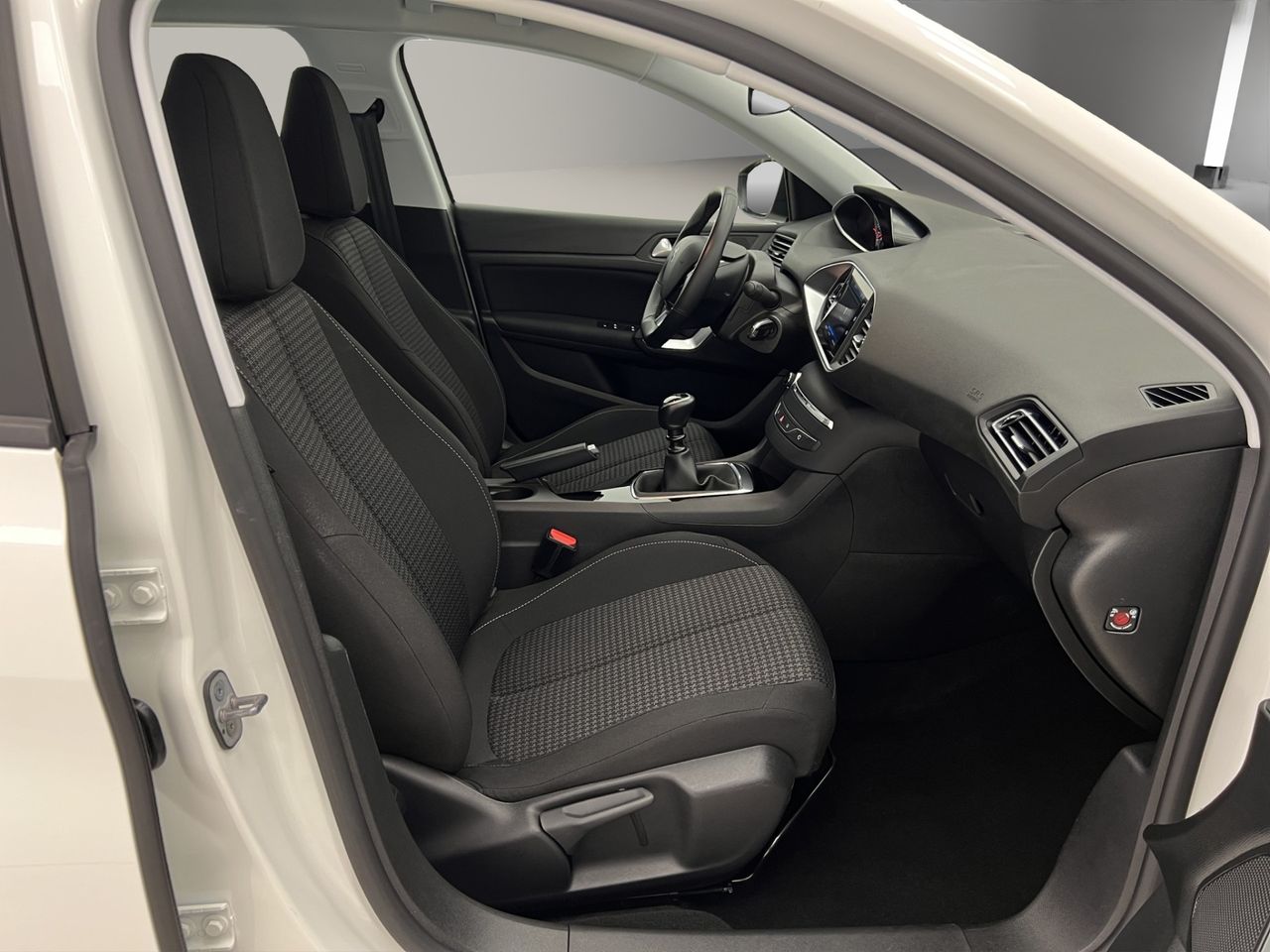 Peugeot 308 5P Active Pack BlueHDi 130 S&S MAN - Foto 19