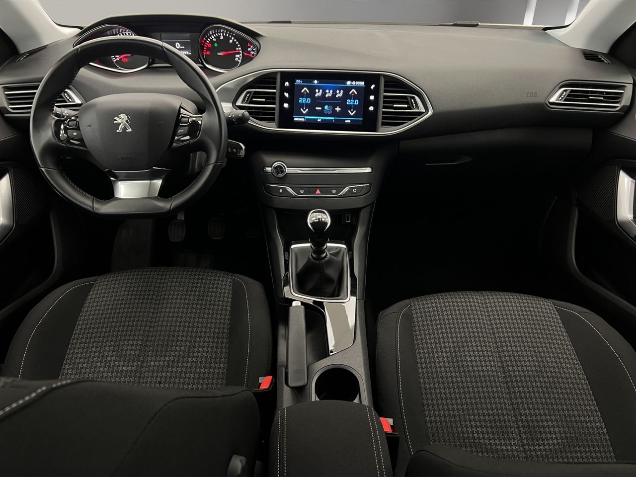 Peugeot 308 5P Active Pack BlueHDi 130 S&S MAN - Foto 16