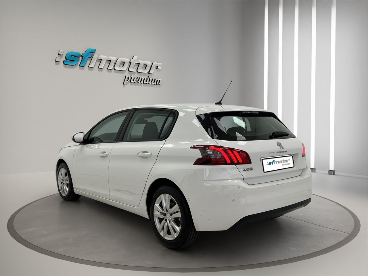 Peugeot 308 5P Active Pack BlueHDi 130 S&S MAN - Foto 5