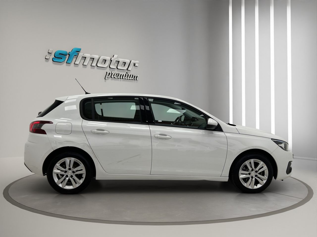 Peugeot 308 5P Active Pack BlueHDi 130 S&S MAN - Foto 8
