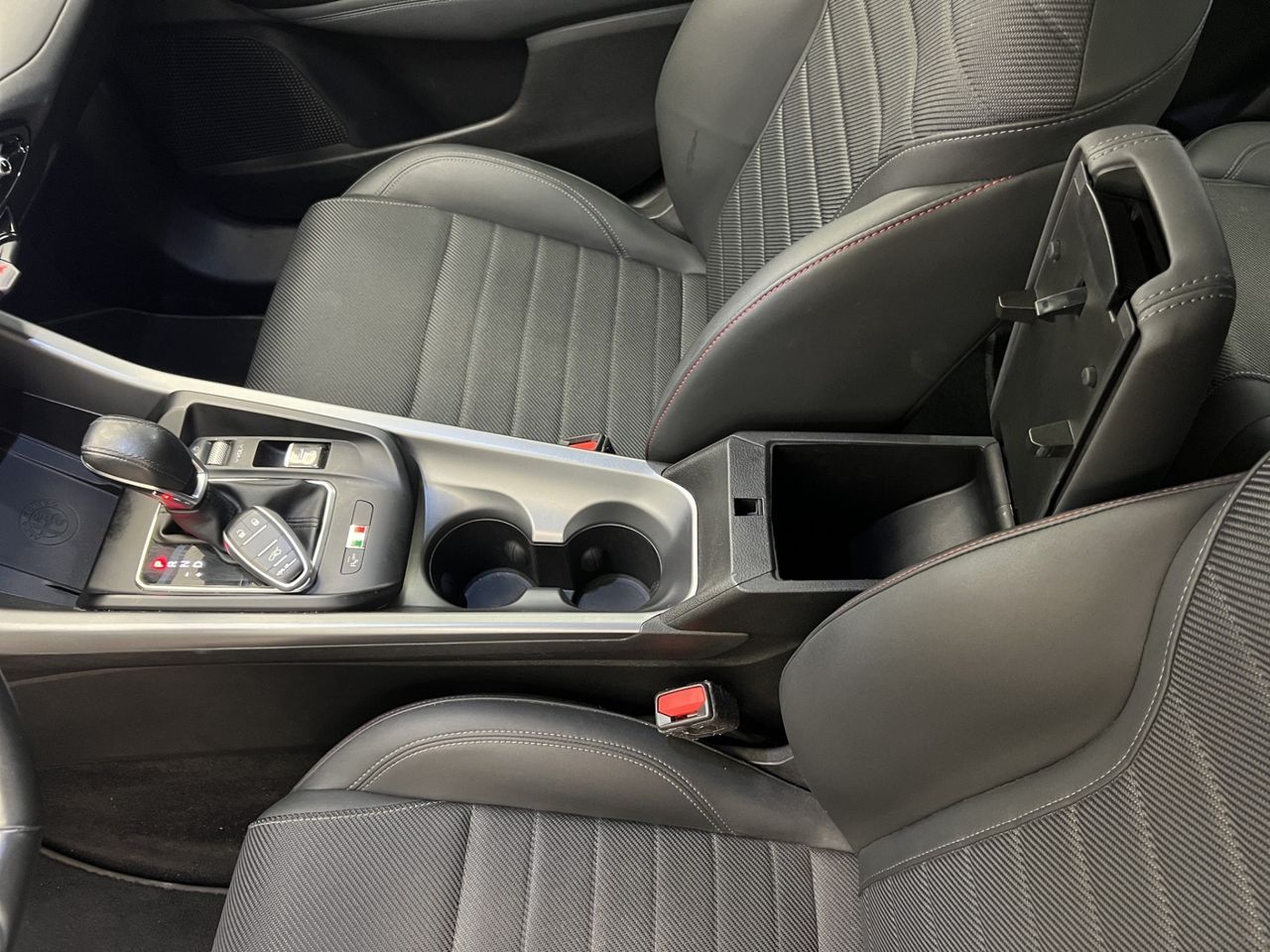 Alfa Romeo Tonale 1.5 MHEV - Foto 33